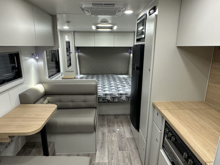 18' Paramount Classic Shower Toilet Combo Canterbury Caravans