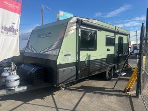 18'8 Highclere Little Cote - exterior