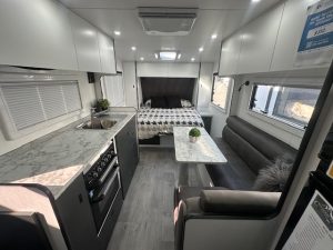 18'8 Highclere Little Cote - living area