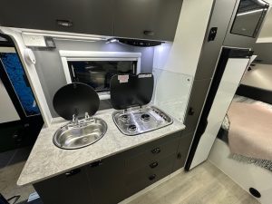 16' XSeries Warrior - kitchen