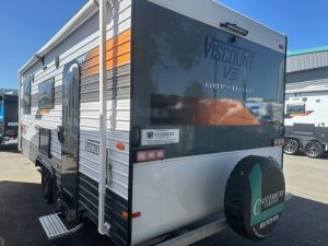 2021 20' Viscount V3 - exterior rear