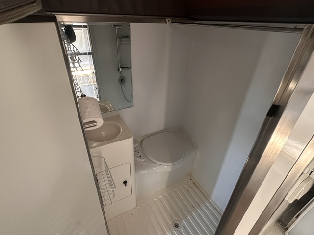 2018 Ezytrail Parks 15 - bathroom and toilet
